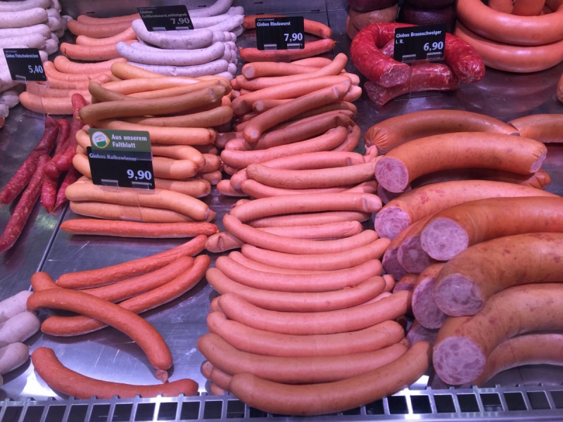 boutique-COGOLIN-min_sausages_meat_butchery-1069321